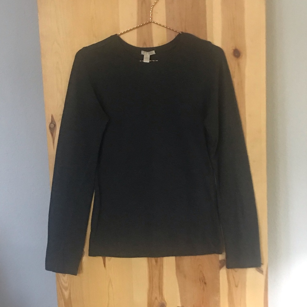 Basic Grey Long Sleeve Tee